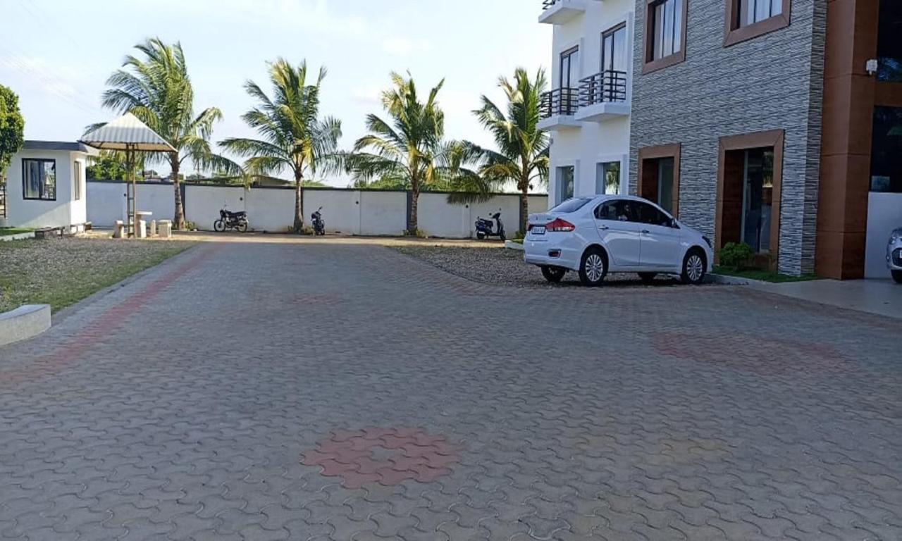 Daffodil Inn Velankanni Buitenkant foto